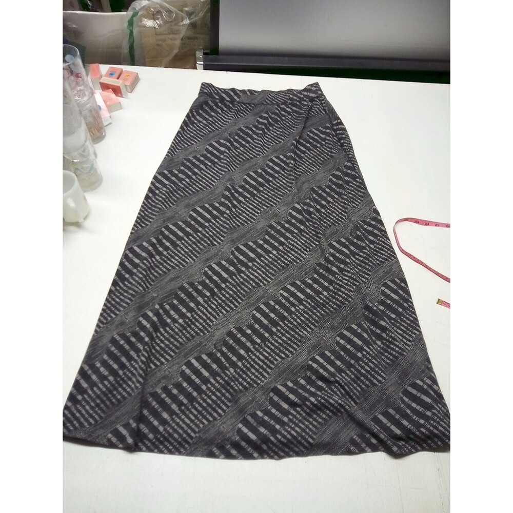 HANNAH Womens Size Med Skirt Black & White Pattern Long A-Line